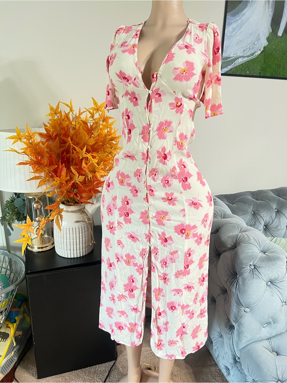Zara Cream Midi Dress with Pink Floral Print - Picture 4 of 6